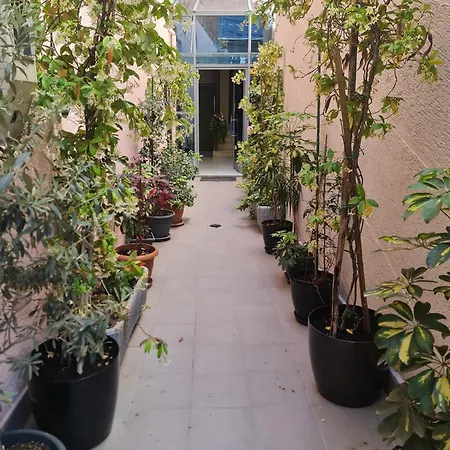 La Отель Тирана